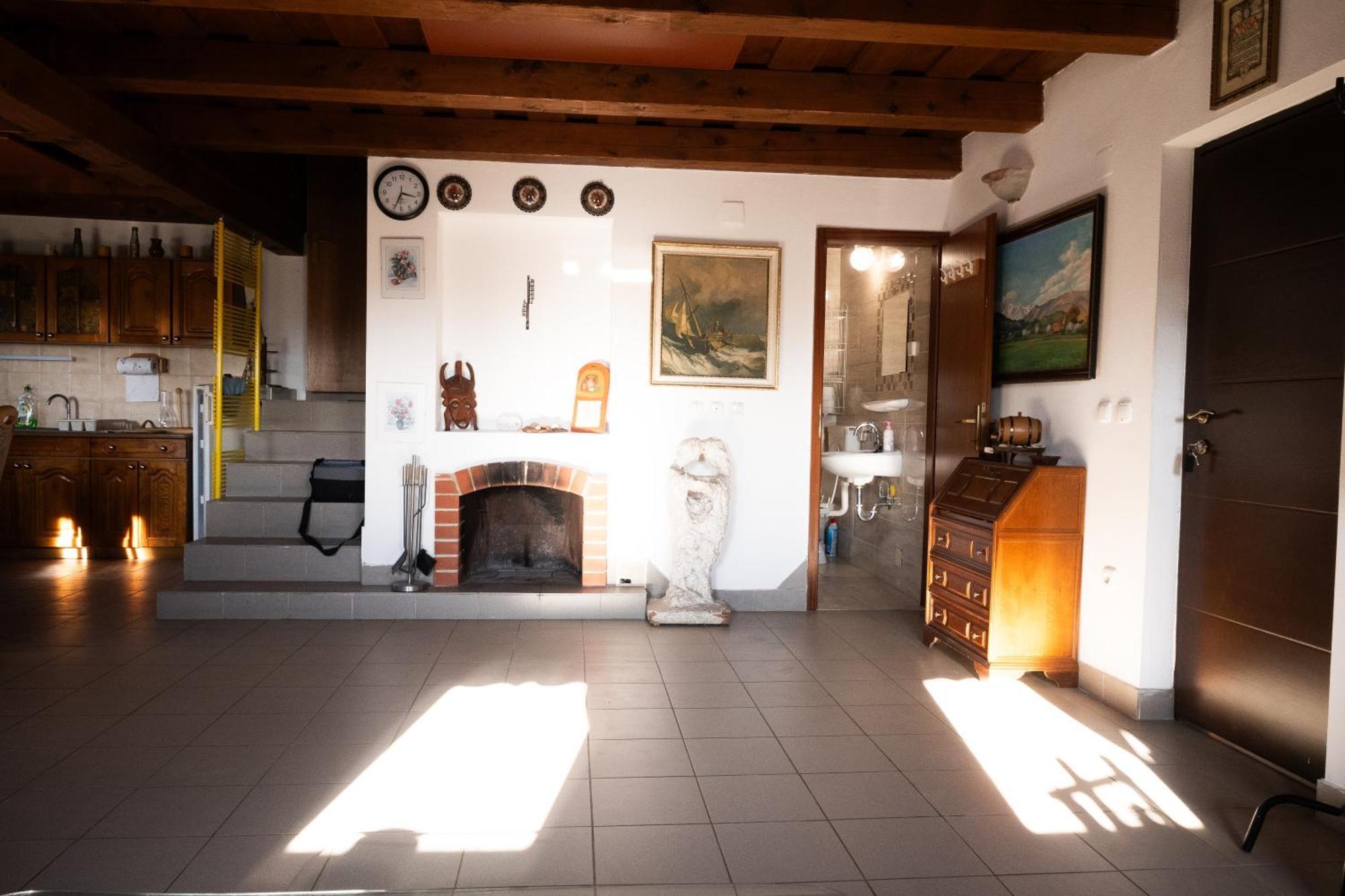 Zidanica Balantic Villa Добровник Екстериор снимка